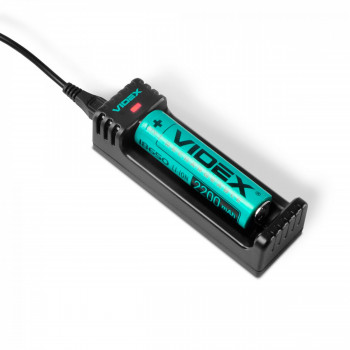 Universal battery charger Videx VCH-U101, 26500, 26650, 22650,18650, 18500, 17500, 17355, 16340,14500,10440; Ni-MH/Cd: AAAA, AAA, AA, A, SC, C
Input: Micro USB DC 5V/1A
Output: DC 1.48V 500mА, DC 4.2V 500mА/1000mА 