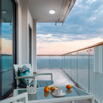 LED Bulkhead Light with motion detector VIDEX BULKHEAD-LED-PIR KIRA-11W-NW VLE-BHR-115W-SP